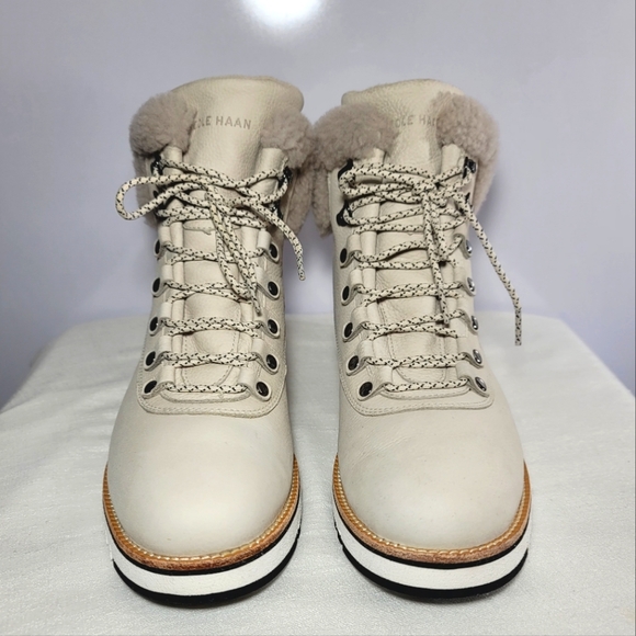 Cole Haan Women's Size 11B Hiking Boots. - Picture 3 of 10